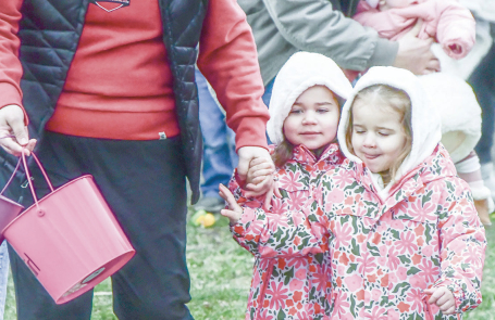 Despite the cold and snow, Easter egg hunts go on in Edgar, Sutton