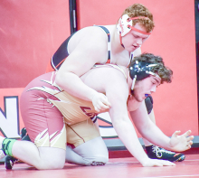 Jarosik advances to state for 3rd straight season, 1st as a Cougar