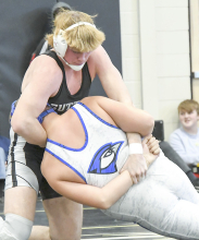 Poppe punches ticket to state meet